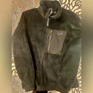 Women’s Mountain HardWear jacket